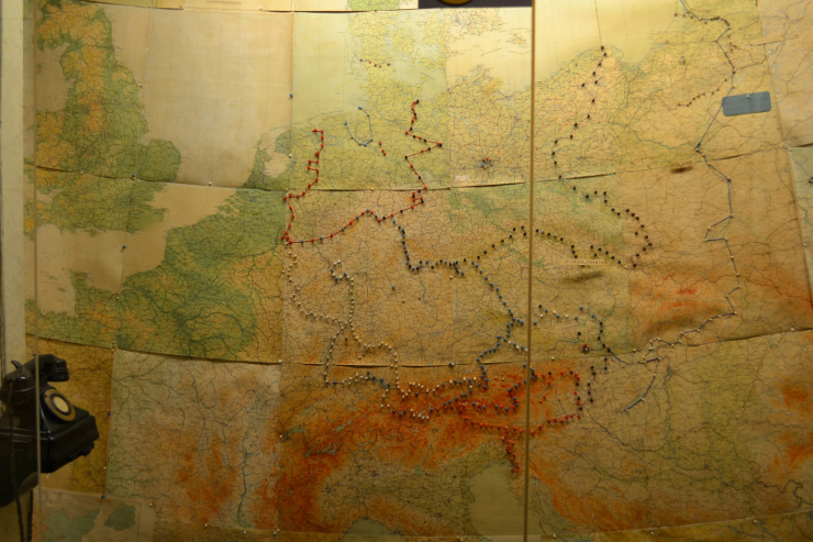 sala-mapas-churchill